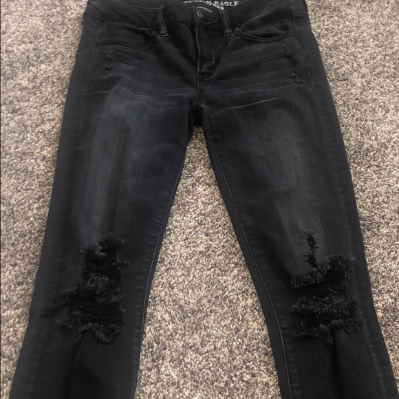 AMERICAN EAGLE ✨ black distressed jeggings - Picture 3 of 5